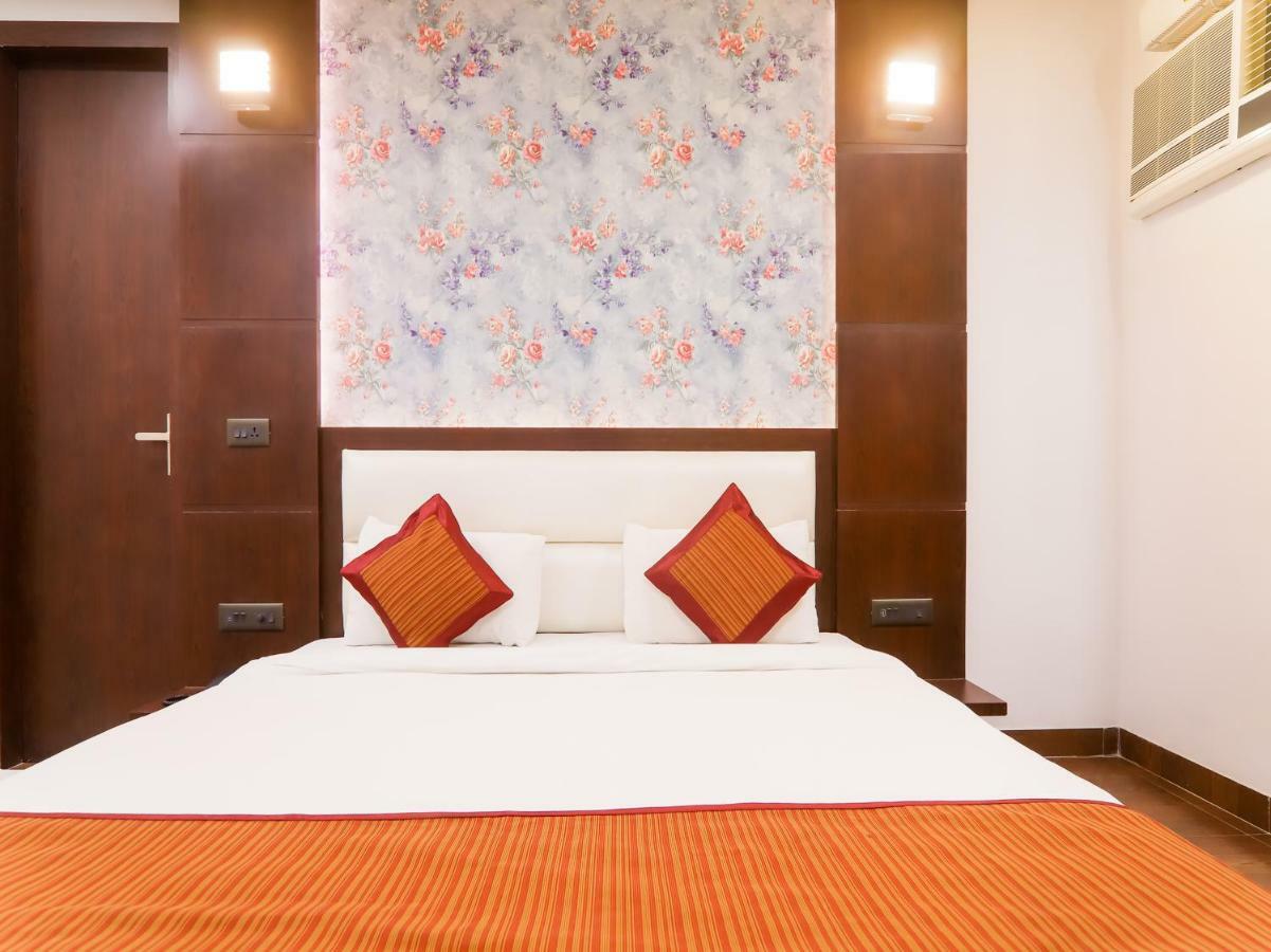 Hotel Grand Sparrow Inn Agra  Exteriör bild