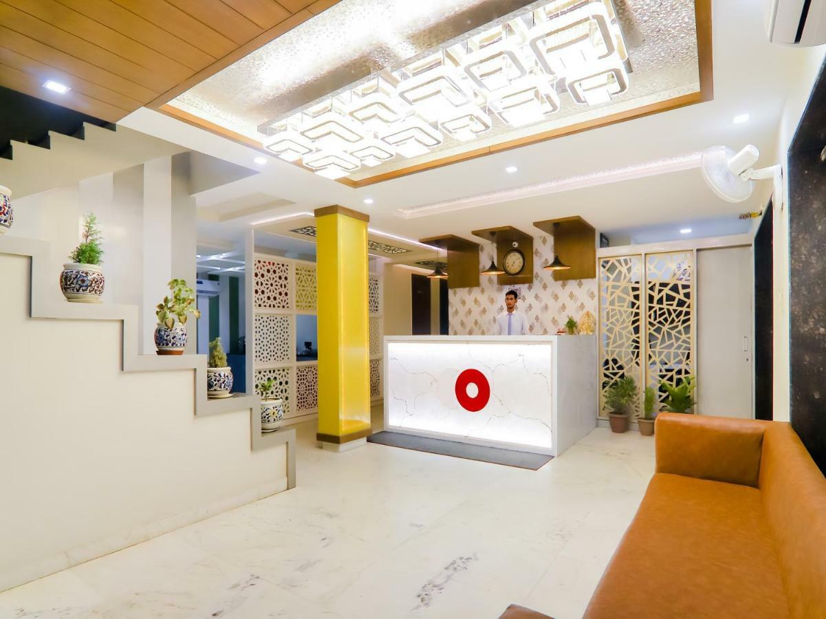 Hotel Grand Sparrow Inn Agra  Exteriör bild