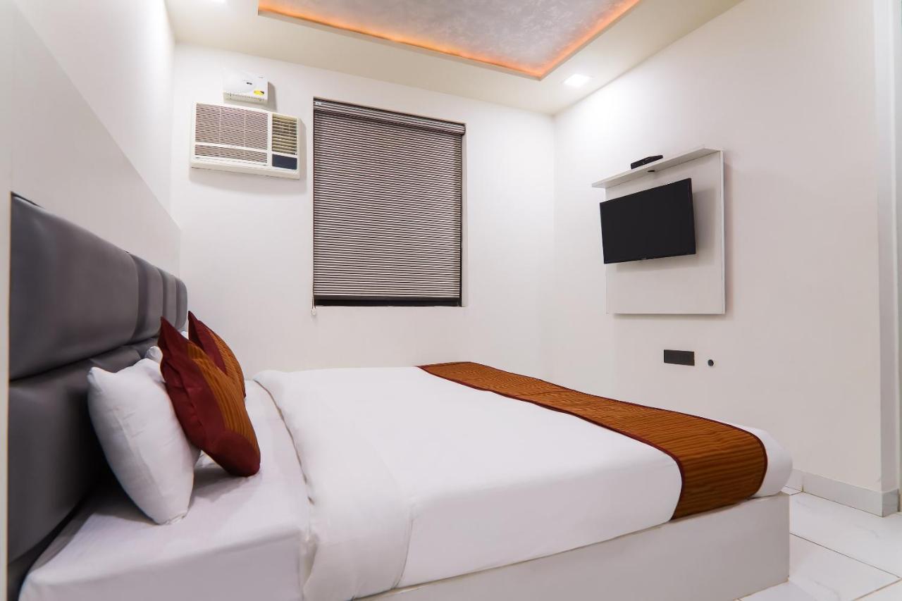 Hotel Grand Sparrow Inn Agra  Exteriör bild