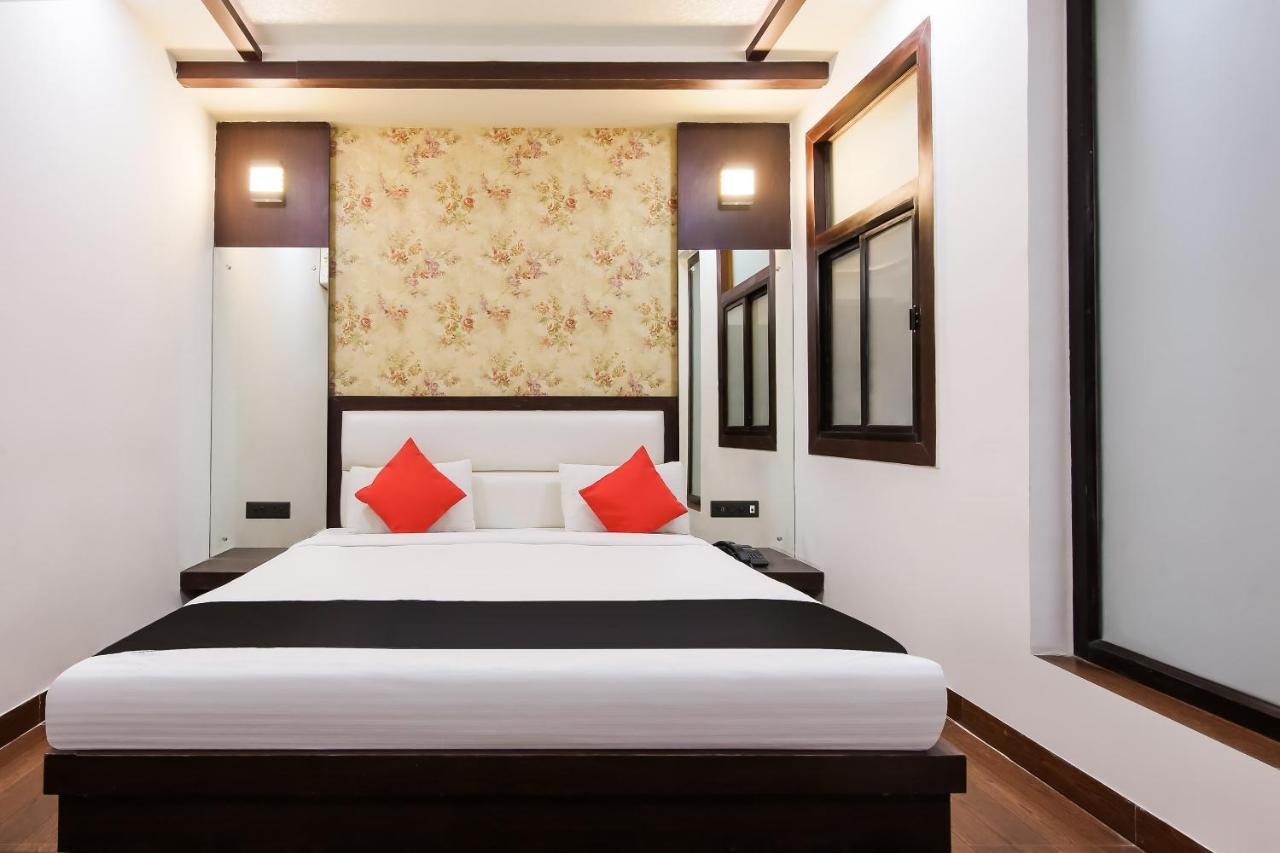 Hotel Grand Sparrow Inn Agra  Exteriör bild