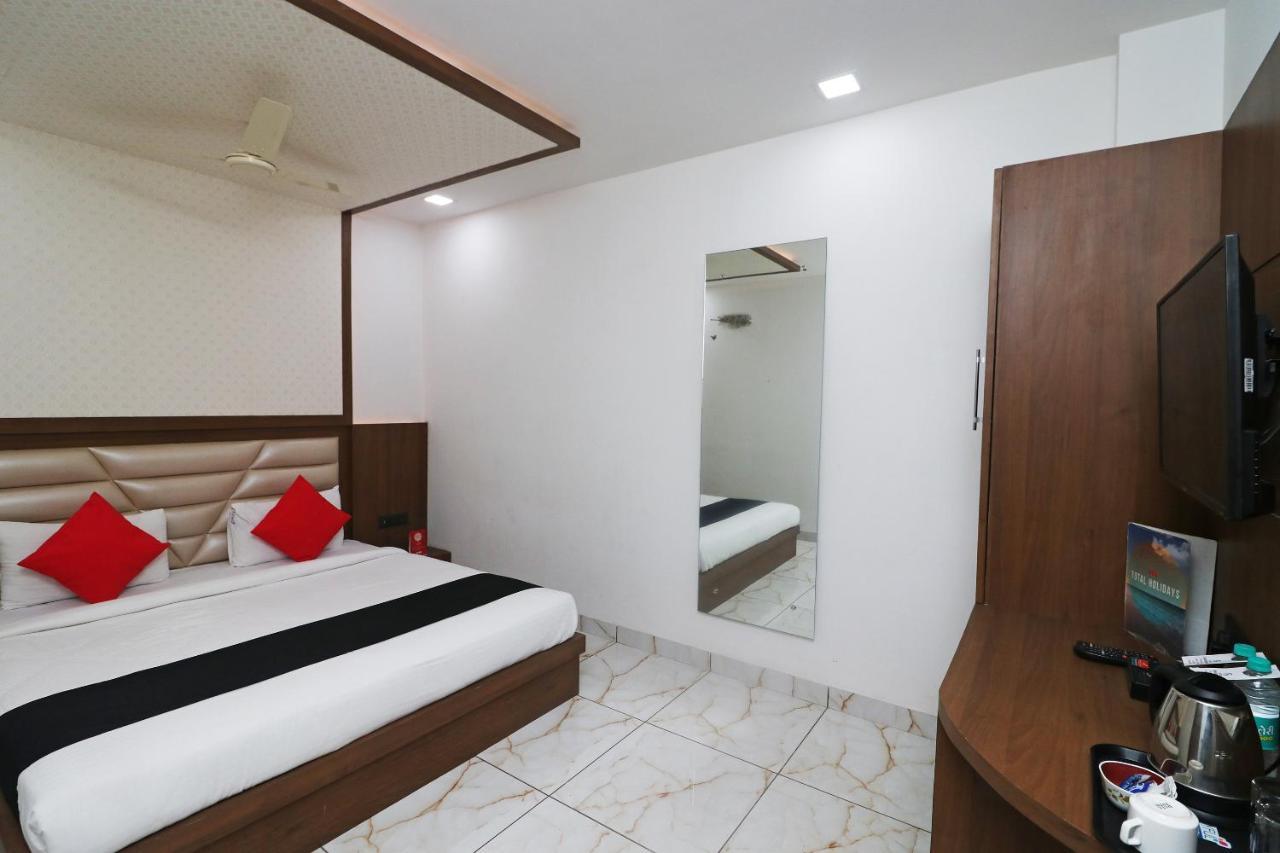 Hotel Grand Sparrow Inn Agra  Exteriör bild
